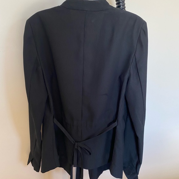 RW&Co Blazer - Picture 2 of 3